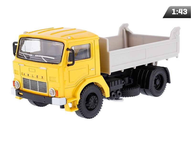 1:43-as modell, JELCZ 317, sárga színű