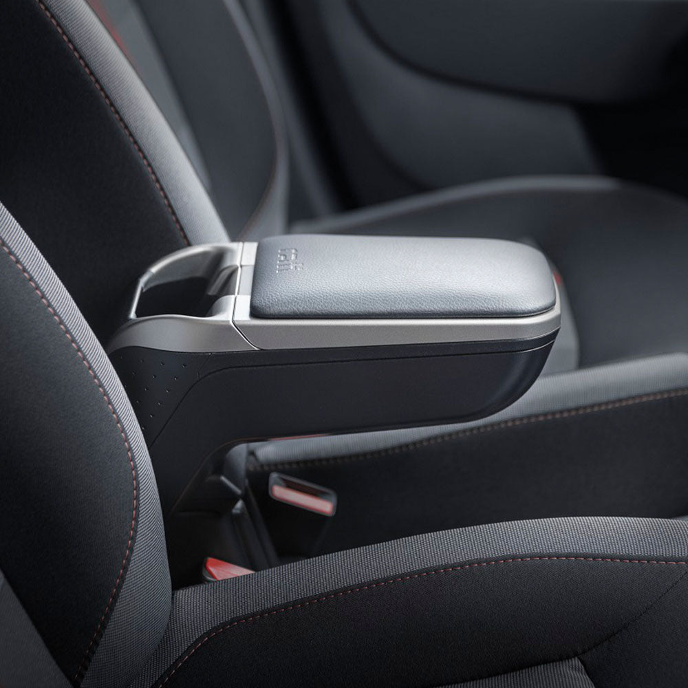 Bőr könyöklő 2020-tól gyártott Toyota Yaris modellekhez.
