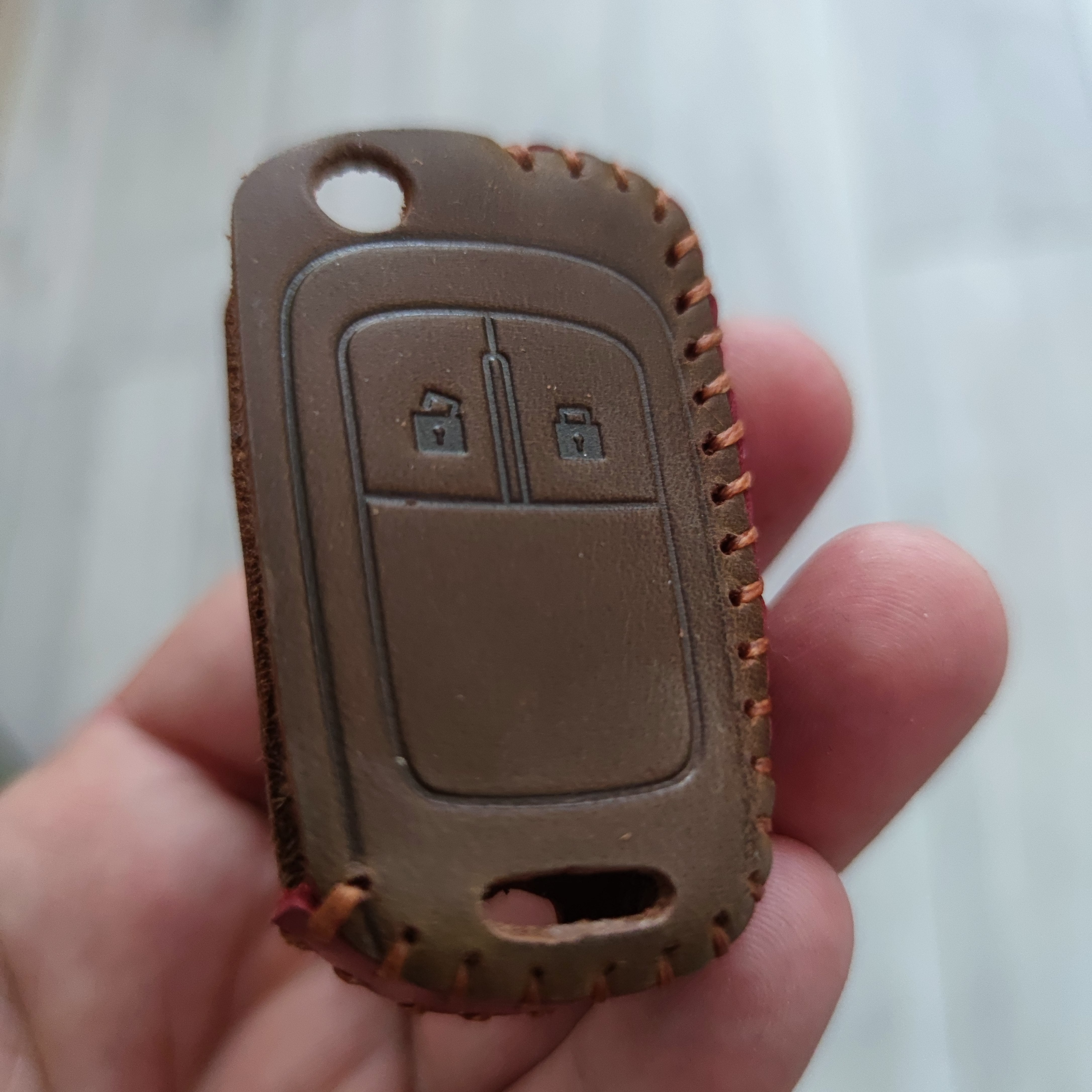 Toc cheie briceag Opel din piele cu 2 și 3 butoane