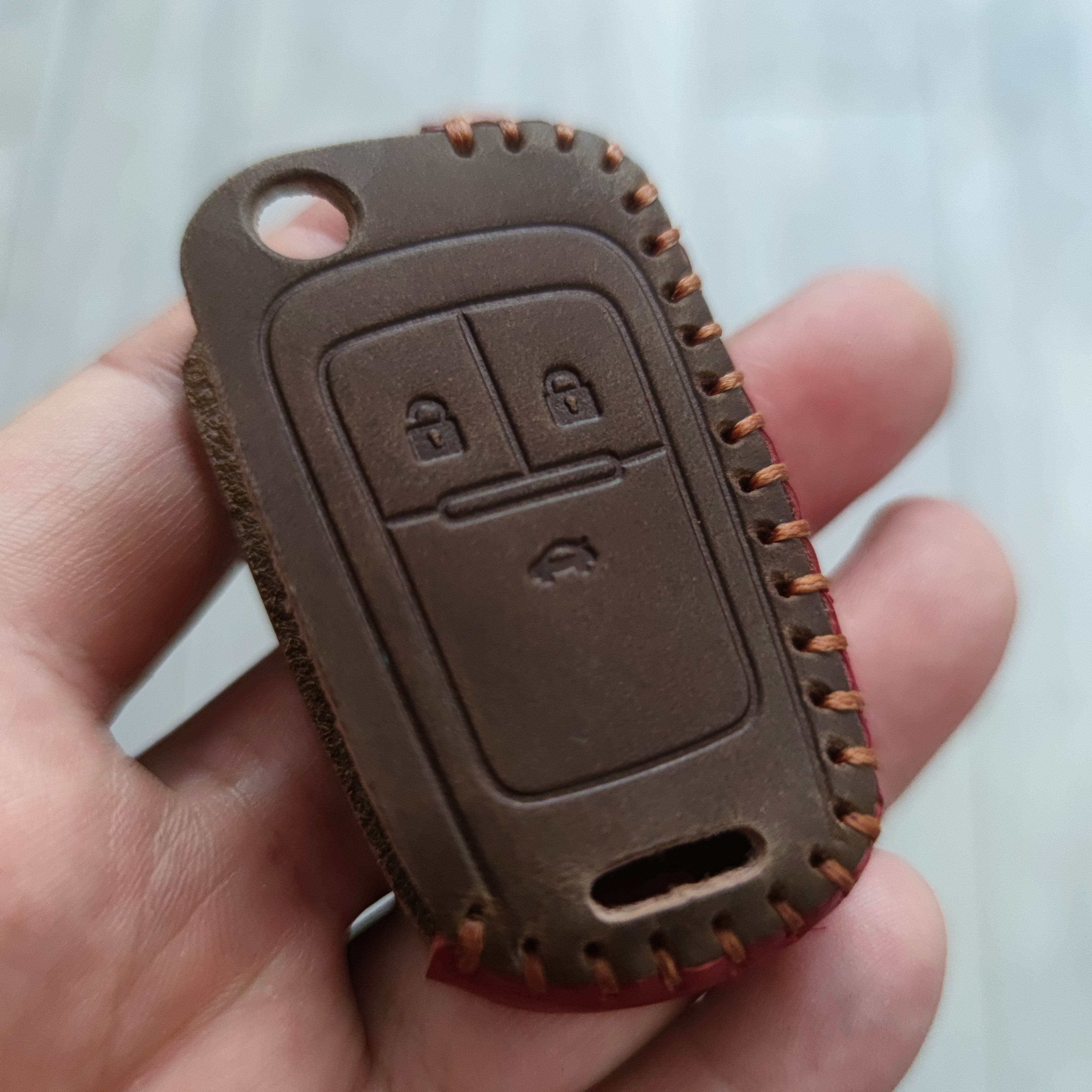 Toc cheie briceag Opel din piele cu 2 și 3 butoane