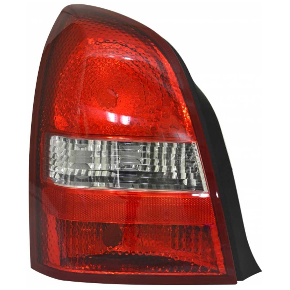 Nissan Primera Hatchback bal hátsó lámpa 2002-2008